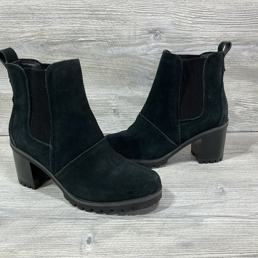 UGG Hazel Women's Size 9.5 Black Suede Chelsea Boots Block Heel Lug Sole 1103766